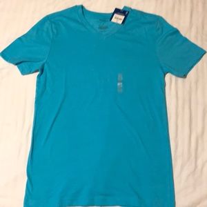 Men’s v-neck tee shirt